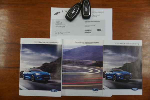 Ford FOCUS Wagon 1.0 EcoB. ST Line Business/B&O/18INCH/Winterpack/ LED Koplampen.