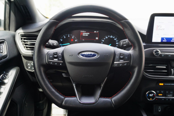 Ford FOCUS Wagon 1.0 EcoB. ST Line Business/B&O/18INCH/Winterpack/ LED Koplampen.