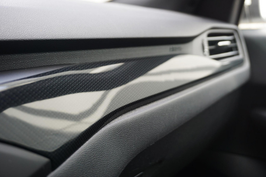 Ford FOCUS Wagon 1.0 EcoB. ST Line Business/B&O/18INCH/Winterpack/ LED Koplampen.