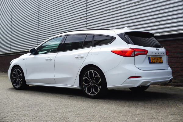 Ford FOCUS Wagon 1.0 EcoB. ST Line Business/B&O/18INCH/Winterpack/ LED Koplampen.