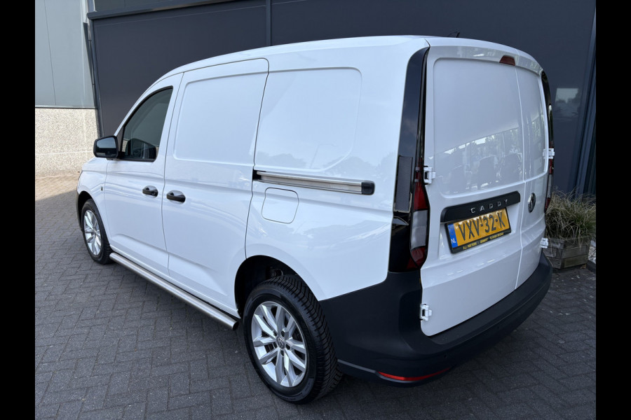 Volkswagen Caddy Cargo 2.0 TDI Airco - Apple carplay - Navigatie - Parkeersensor achter - Zijschuifdeur links/ rechts - Tussenschot volledig - Cruise control - Mistlampen - Bluetooth - Stuur multifunctioneel - Elektrische ramen - Start/stop systeem