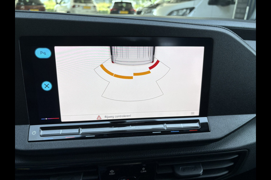 Volkswagen Caddy Cargo 2.0 TDI Airco - Apple carplay - Navigatie - Parkeersensor achter - Zijschuifdeur links/ rechts - Tussenschot volledig - Cruise control - Mistlampen - Bluetooth - Stuur multifunctioneel - Elektrische ramen - Start/stop systeem