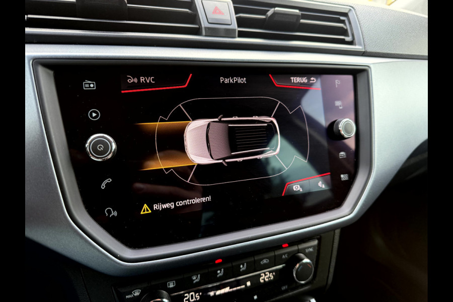 Seat Arona 1.0 TSI Style Business Intense Trekhaak, Camera