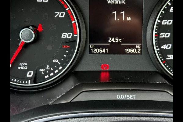 Seat Arona 1.0 TSI Style Business Intense Trekhaak, Camera