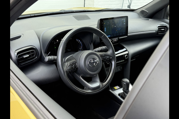 Toyota Yaris Cross 1.5 Hybrid Team D | ACC | CarPlay | Camera | Keyless | 17 inch