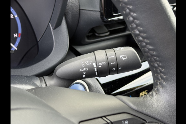 Toyota Yaris Cross 1.5 Hybrid Team D | ACC | CarPlay | Camera | Keyless | 17 inch