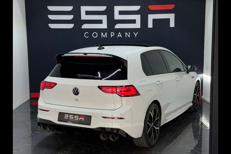 Volkswagen Golf 2.0 TSI R 4Motion Pano Akra Memory HUD H&K Full Option