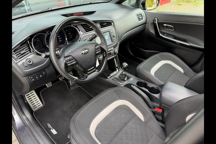 Kia cee'd Sportswagon 1.0 T-GDi GT-Line Edition - Pano/Schuifdak - Navi - Winterpakket - Org.NL