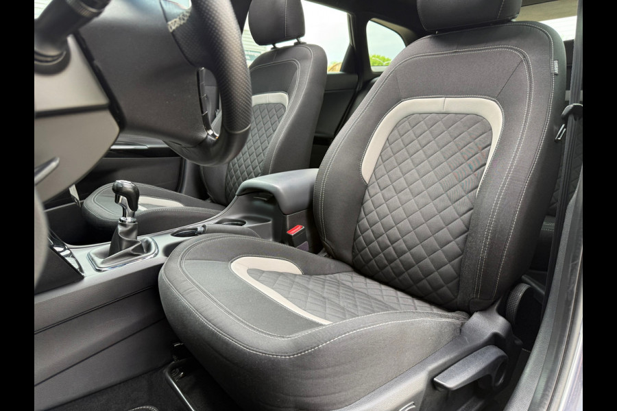Kia cee'd Sportswagon 1.0 T-GDi GT-Line Edition - Pano/Schuifdak - Navi - Winterpakket - Org.NL
