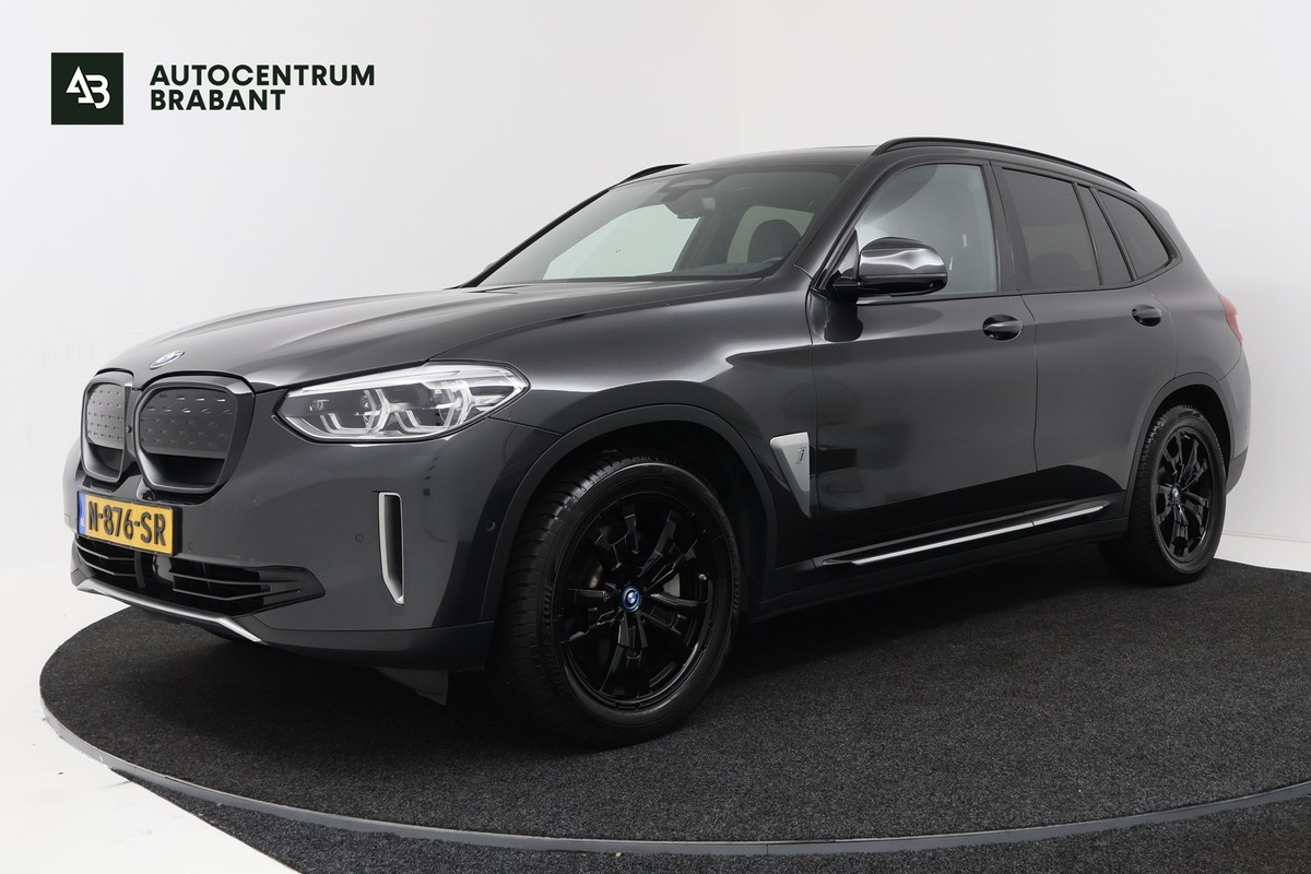 BMW iX3 High Executive 80 kWh M-pakket (1e eigenaar, NL-auto, Dealer OnderH, Panoramadak, Navi Pro, Leder, StoelV, Etc)