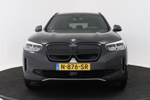 BMW iX3 High Executive 80 kWh M-pakket (1e eigenaar, NL-auto, Dealer OnderH, Panoramadak, Navi Pro, Leder, StoelV, Etc)