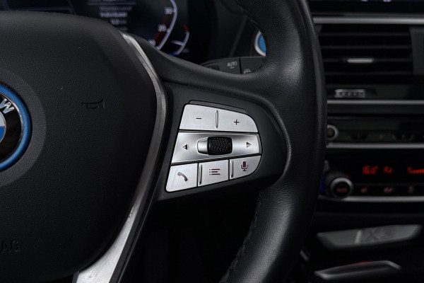 BMW iX3 High Executive 80 kWh M-pakket (1e eigenaar, NL-auto, Dealer OnderH, Panoramadak, Navi Pro, Leder, StoelV, Etc)