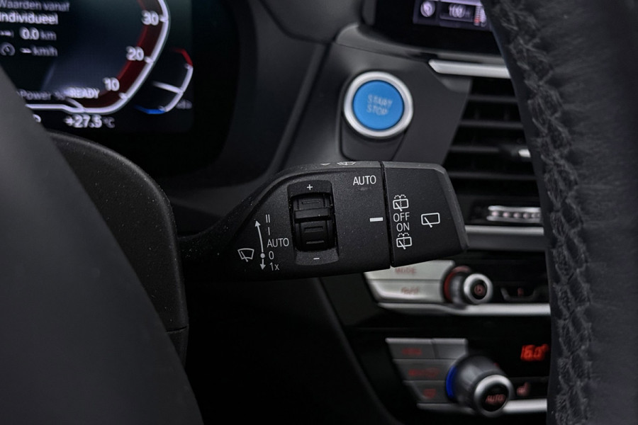 BMW iX3 High Executive 80 kWh M-pakket (1e eigenaar, NL-auto, Dealer OnderH, Panoramadak, Navi Pro, Leder, StoelV, Etc)