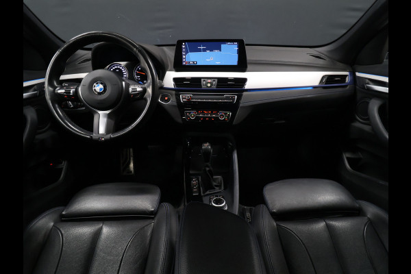 BMW X1 xDrive25e M Sport [HEAD-UP, MEMORY SEATS, APPLE CARPLAY, CAMERA, ELEK ACHTERKLEP,  CRUISE CONTROL, VOL LEDER, NAVIGATIE, NIEUWSTAAT]