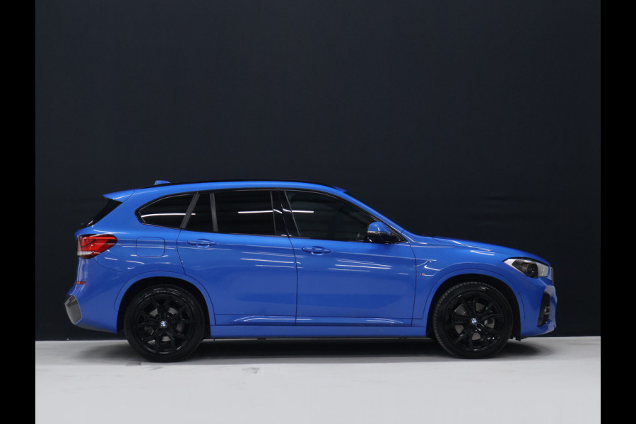 BMW X1 xDrive25e M Sport [HEAD-UP, MEMORY SEATS, APPLE CARPLAY, CAMERA, ELEK ACHTERKLEP,  CRUISE CONTROL, VOL LEDER, NAVIGATIE, NIEUWSTAAT]