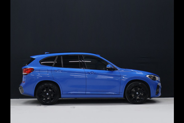 BMW X1 xDrive25e M Sport [HEAD-UP, MEMORY SEATS, APPLE CARPLAY, CAMERA, ELEK ACHTERKLEP,  CRUISE CONTROL, VOL LEDER, NAVIGATIE, NIEUWSTAAT]