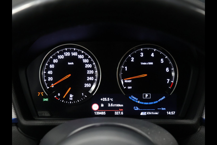 BMW X1 xDrive25e M Sport [HEAD-UP, MEMORY SEATS, APPLE CARPLAY, CAMERA, ELEK ACHTERKLEP,  CRUISE CONTROL, VOL LEDER, NAVIGATIE, NIEUWSTAAT]