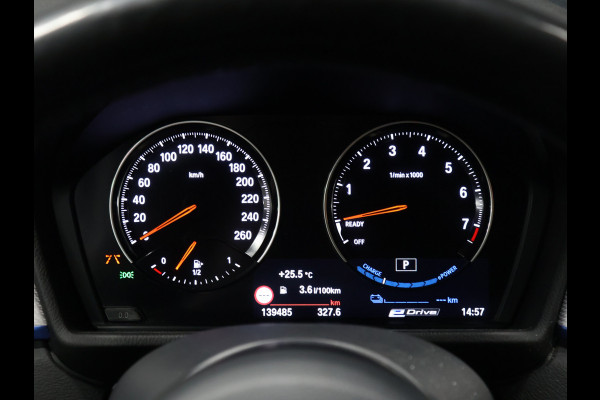 BMW X1 xDrive25e M Sport [HEAD-UP, MEMORY SEATS, APPLE CARPLAY, CAMERA, ELEK ACHTERKLEP,  CRUISE CONTROL, VOL LEDER, NAVIGATIE, NIEUWSTAAT]
