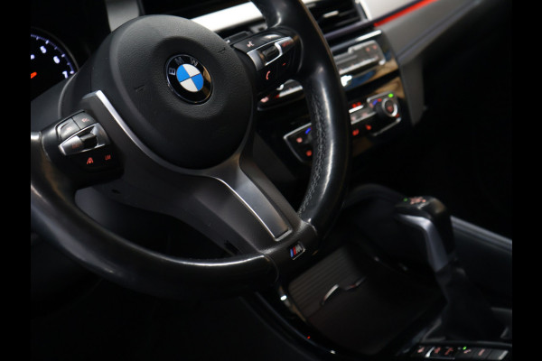 BMW X1 xDrive25e M Sport [HEAD-UP, MEMORY SEATS, APPLE CARPLAY, CAMERA, ELEK ACHTERKLEP,  CRUISE CONTROL, VOL LEDER, NAVIGATIE, NIEUWSTAAT]