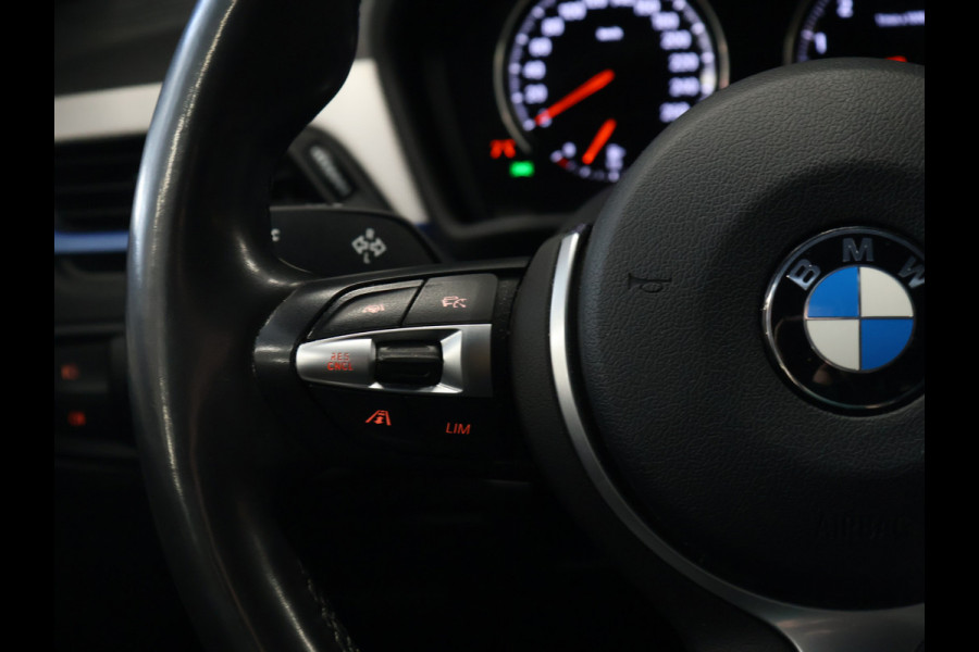 BMW X1 xDrive25e M Sport [HEAD-UP, MEMORY SEATS, APPLE CARPLAY, CAMERA, ELEK ACHTERKLEP,  CRUISE CONTROL, VOL LEDER, NAVIGATIE, NIEUWSTAAT]