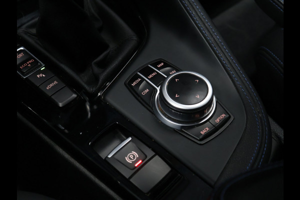 BMW X1 xDrive25e M Sport [HEAD-UP, MEMORY SEATS, APPLE CARPLAY, CAMERA, ELEK ACHTERKLEP,  CRUISE CONTROL, VOL LEDER, NAVIGATIE, NIEUWSTAAT]