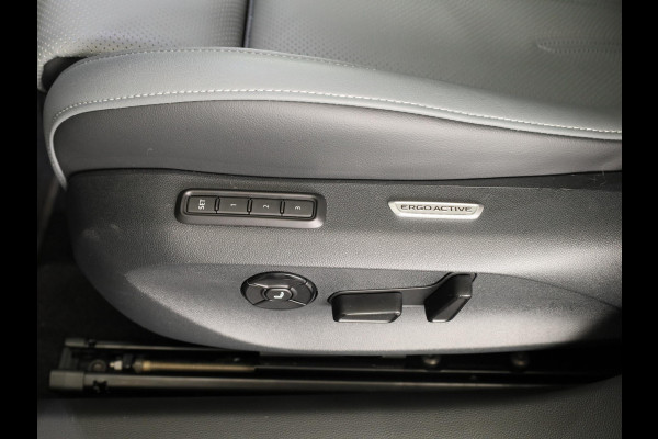 Volkswagen Passat Variant Elegance Business 1.5 eHybrid 150 kW / 204 pk Panoramaschuif/kanteldak, Lederen interieur, Stoelventilatie en massage