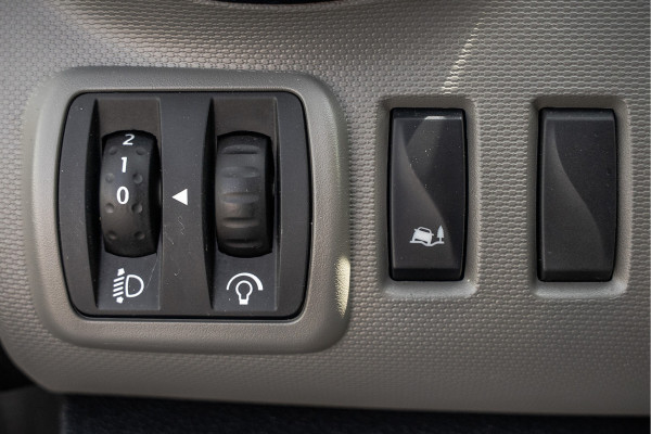 Renault Trafic Passenger **1.6 dCi 9-Pers L2H1 | Incl. BPM, BTW vrij | R-Link | Navi | Airco | Cruise | PDC | MF Stuur | Start / Stop**