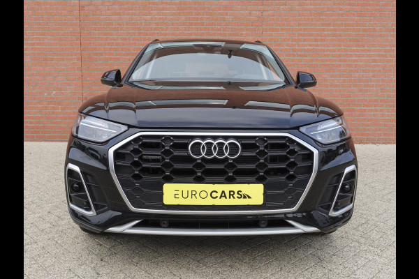 Audi Q5 50 TFSI e 300pk PHEV S Line Automaat Navigatie Camera Parkeersensoren Head Up Display Stoelverwarming LED Koplampen Cruise Control  Climate Control