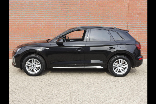 Audi Q5 50 TFSI e 300pk PHEV S Line Automaat Navigatie Camera Parkeersensoren Head Up Display Stoelverwarming LED Koplampen Cruise Control  Climate Control