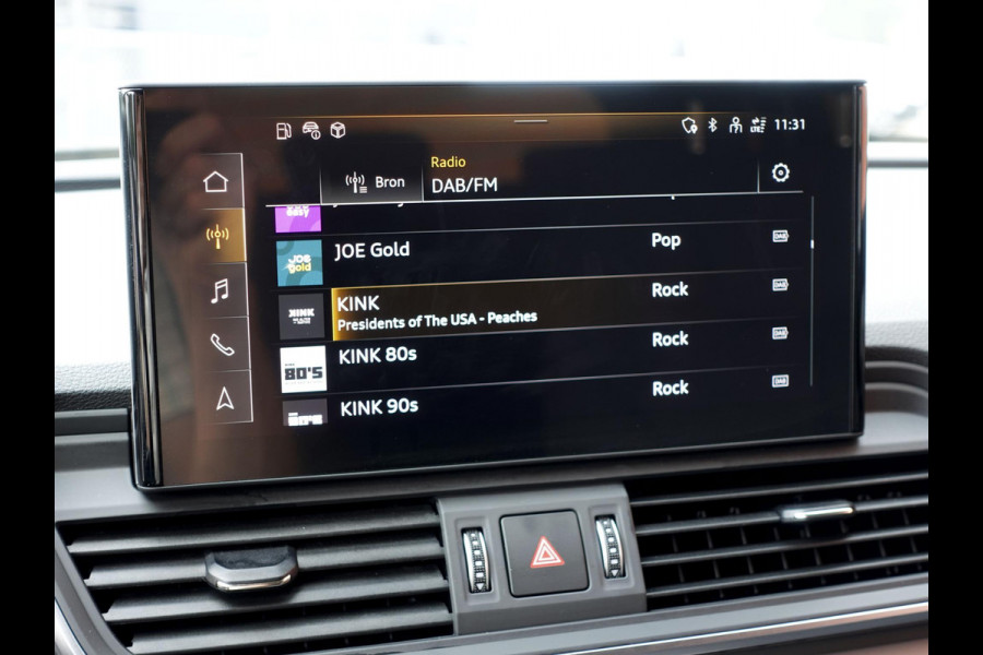 Audi Q5 50 TFSI e 300pk PHEV S Line Automaat Navigatie Camera Parkeersensoren Head Up Display Stoelverwarming LED Koplampen Cruise Control  Climate Control