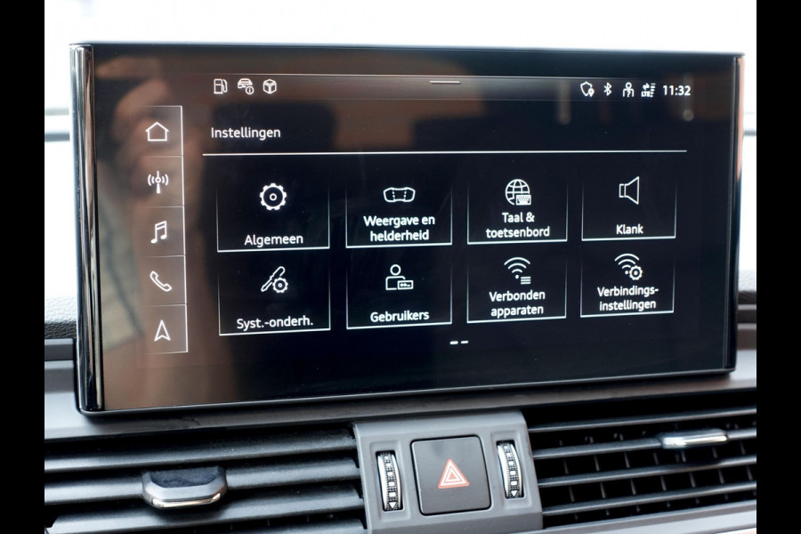 Audi Q5 50 TFSI e 300pk PHEV S Line Automaat Navigatie Camera Parkeersensoren Head Up Display Stoelverwarming LED Koplampen Cruise Control  Climate Control