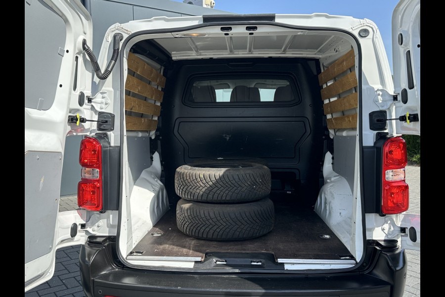 Citroën Jumpy 2.0 BlueHDI 180 PK / AUTOMAAT / L3H1 / DUBBEL CABINE / 2x SCHUIFDEUR / TREKHAAK / CAMERA / BLIND SPOT / ECC / CRUISE / 6 PERSOON