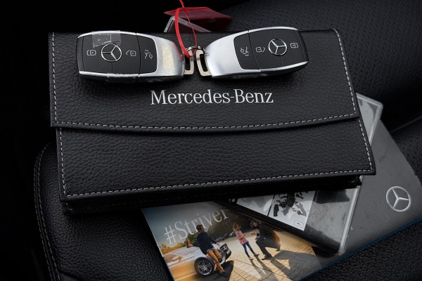 Mercedes-Benz C-Klasse 200 Business Solution AMG Plus Upgrade Edition FACE LIFT(Dealer OndH, Trekhaak, Camera, StoelV, Navi, Etc)
