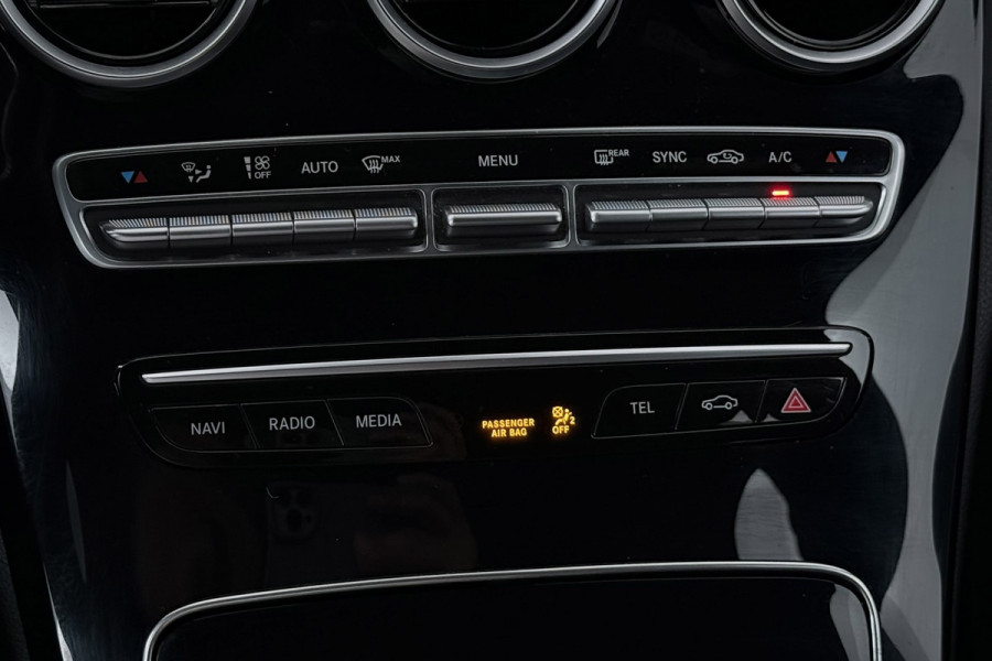Mercedes-Benz C-Klasse 200 Business Solution AMG Plus Upgrade Edition FACE LIFT(Dealer OndH, Trekhaak, Camera, StoelV, Navi, Etc)