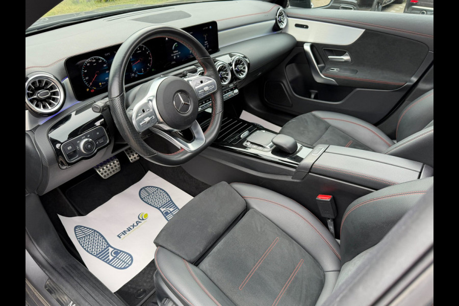 Mercedes-Benz CLA-Klasse Shooting Brake 200 AMG Line l PANO l XENON
