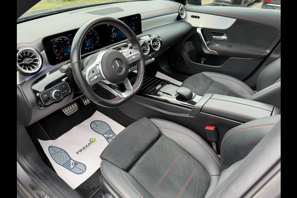 Mercedes-Benz CLA-Klasse Shooting Brake 200 AMG Line l PANO l XENON