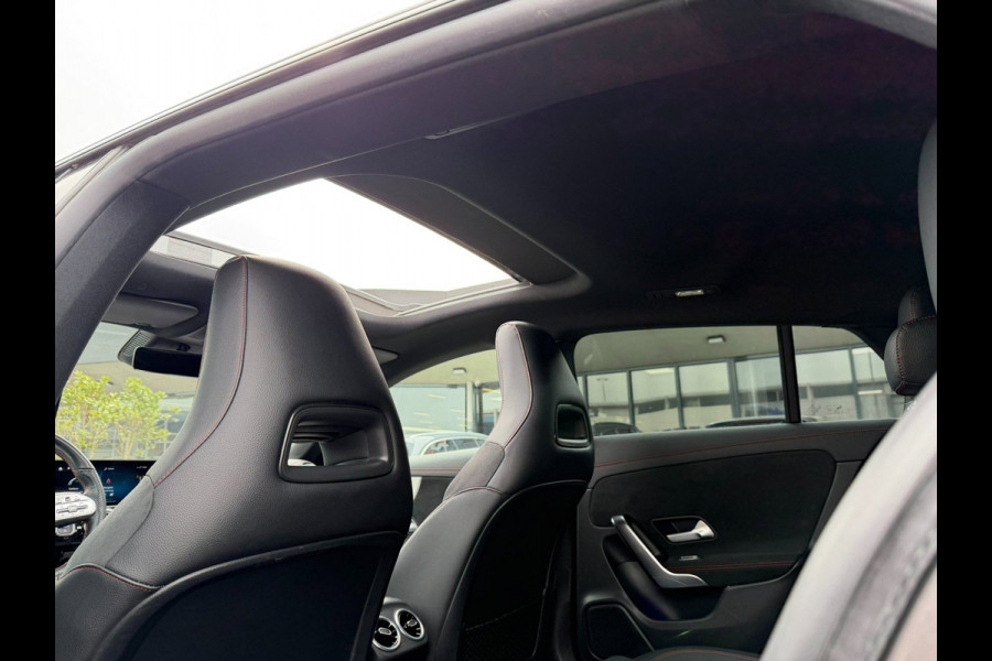 Mercedes-Benz CLA-Klasse Shooting Brake 200 AMG Line l PANO l XENON