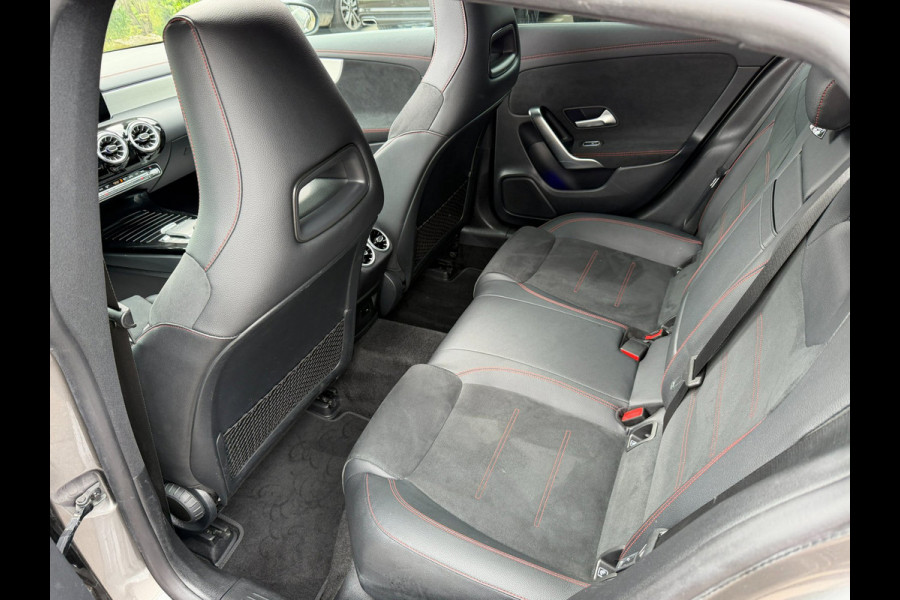 Mercedes-Benz CLA-Klasse Shooting Brake 200 AMG Line l PANO l XENON