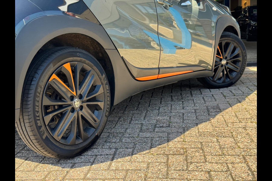 Toyota Aygo X 1.0 VVT-i S-CVT Limited 2022 CABRIO AUT NAP!