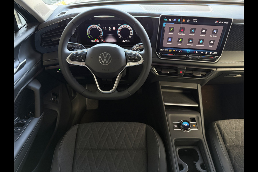 Volkswagen Tiguan 1.5 eHYBRID ELEK.KLEP/TREKHAAK TRAILER ASSIST STOEL/STUUR VERW CAMERA PHEV PLUG IN HYBRID