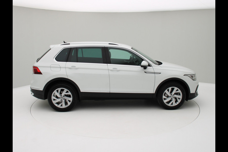 Volkswagen Tiguan 2.0 TSI 4Motion Trekhaak, Camera, Stoelverwarming