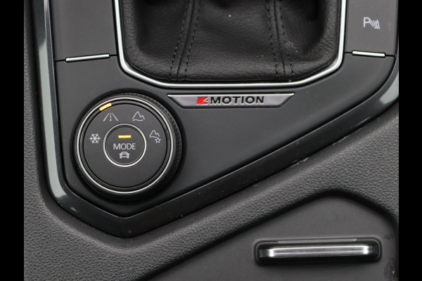 Volkswagen Tiguan 2.0 TSI 4Motion Trekhaak, Camera, Stoelverwarming