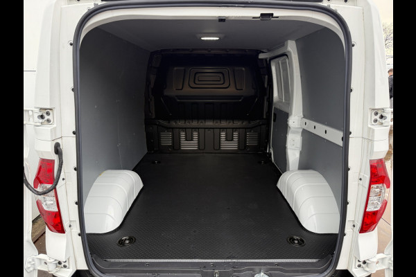 Maxus EDELIVER 3 50kWh 122PK ALL-IN PRIJS 240km WLTP SWB Carplay Touchscreen scherm Camera Parkeersensoren