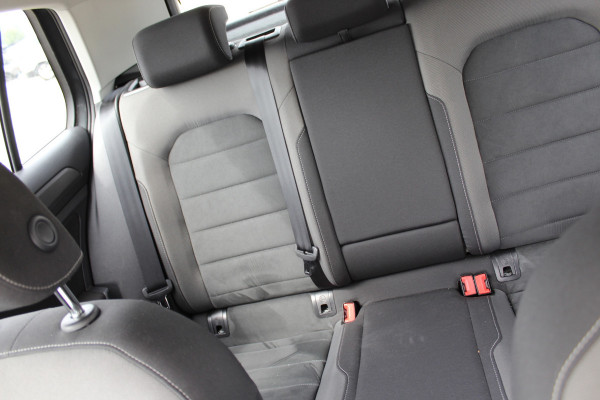 Volkswagen Golf 1.0 TSI Comfortline AUTOMAAT nap ,NETTE 5 DRS APPLE CAR PLAY ANDROID