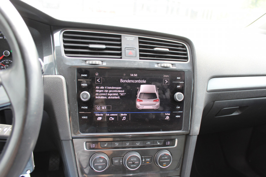 Volkswagen Golf 1.0 TSI Comfortline AUTOMAAT nap ,NETTE 5 DRS APPLE CAR PLAY ANDROID
