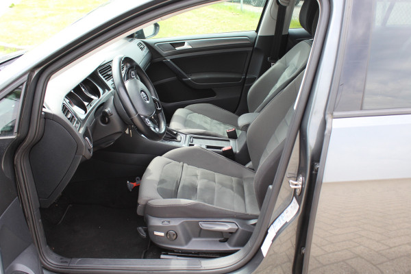 Volkswagen Golf 1.0 TSI Comfortline AUTOMAAT nap ,NETTE 5 DRS APPLE CAR PLAY ANDROID