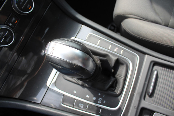 Volkswagen Golf 1.0 TSI Comfortline AUTOMAAT nap ,NETTE 5 DRS APPLE CAR PLAY ANDROID