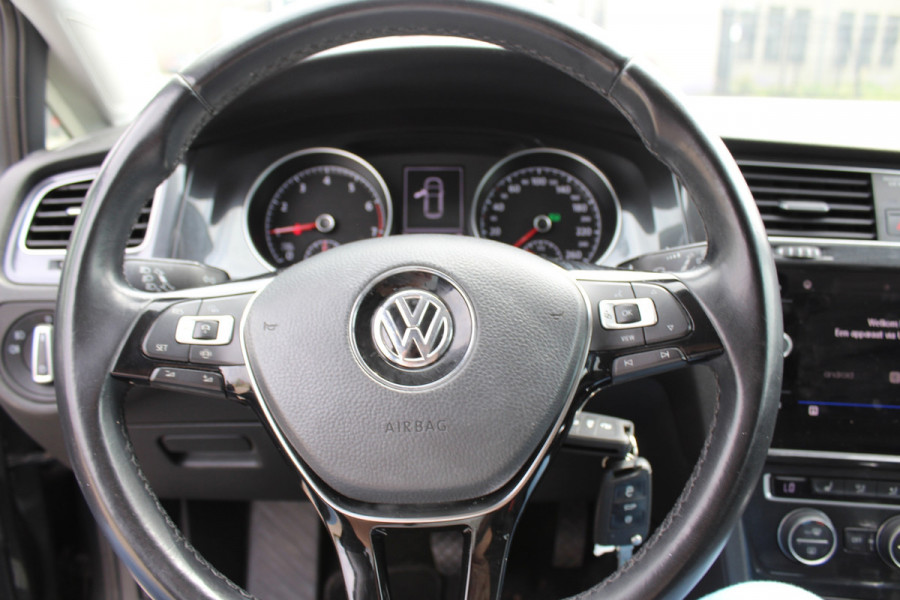 Volkswagen Golf 1.0 TSI Comfortline AUTOMAAT nap ,NETTE 5 DRS APPLE CAR PLAY ANDROID