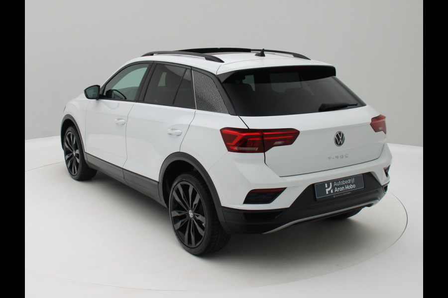 Volkswagen T-Roc 1.5 TSI Sport Pano, Trekhaak, Camera, Stoelverwarming