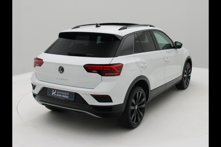Volkswagen T-Roc 1.5 TSI Sport Pano, Trekhaak, Camera, Stoelverwarming